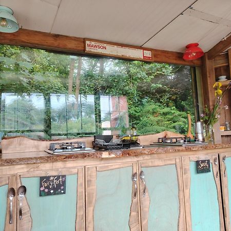 Inch Hideaway Eco Camping Whitegate  Экстерьер фото