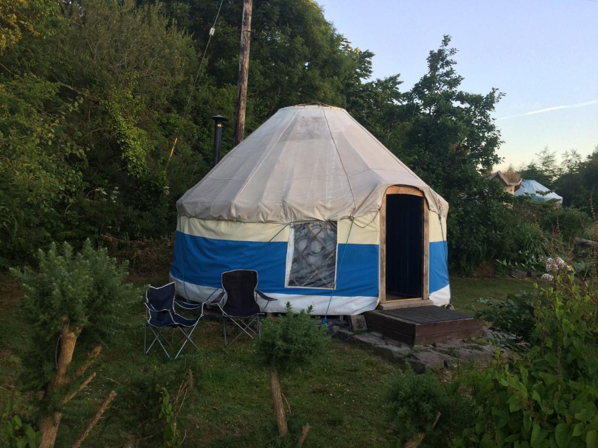 Отель Inch Hideaway Eco Camping Whitegate  Экстерьер фото