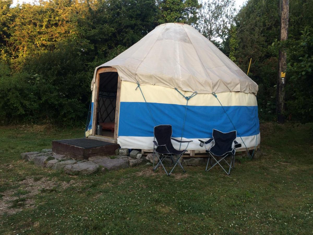 Отель Inch Hideaway Eco Camping Whitegate  Экстерьер фото