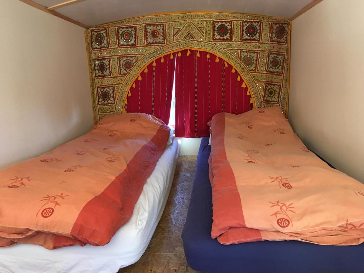 Inch Hideaway Eco Camping Whitegate  Экстерьер фото